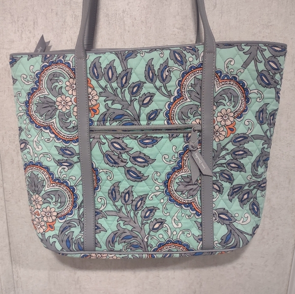 Vera Bradley Trimmed Fan Flowers Bag - Picture 12 of 16